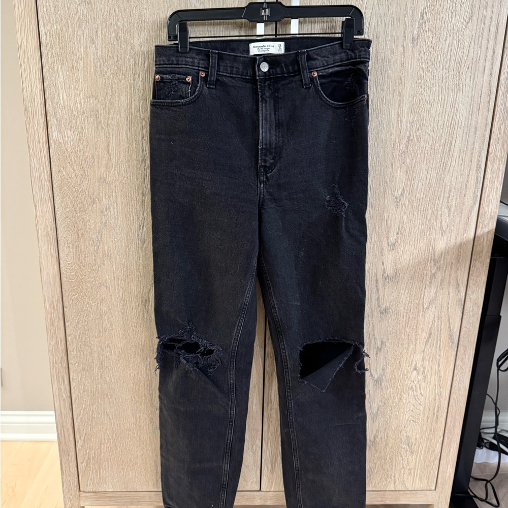 The 90s Straight Jean, Ultra High Rise in Black